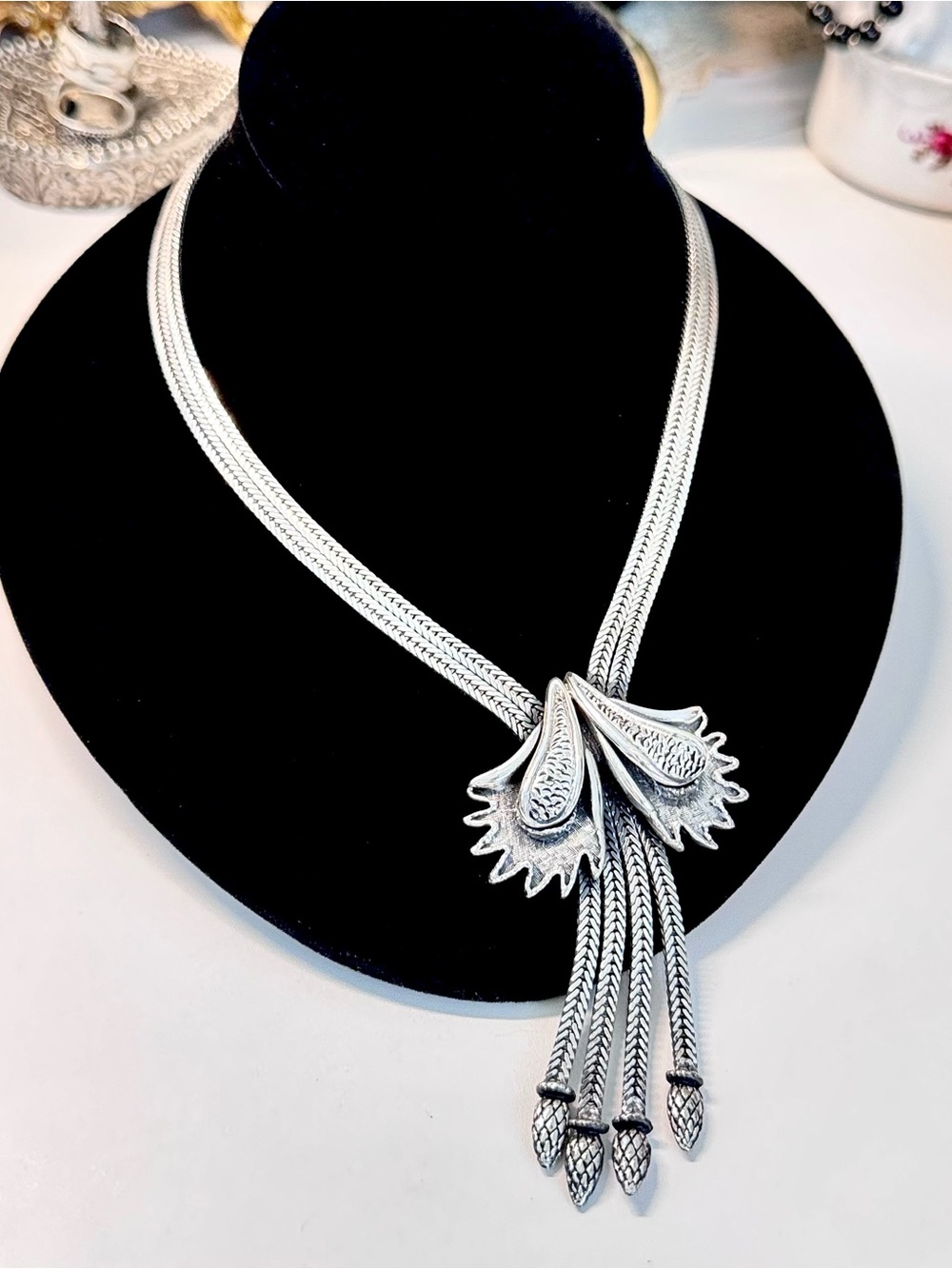 Rare VTG Tortolani Silver Mesh Herringbone Tassel Runway Collar Necklace c.1960